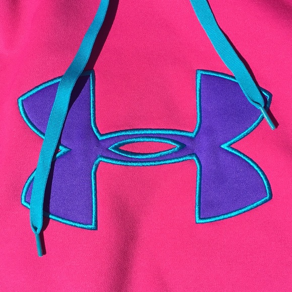 Under Armour Sweatshirt 💃🏼 - Picture 3 of 5